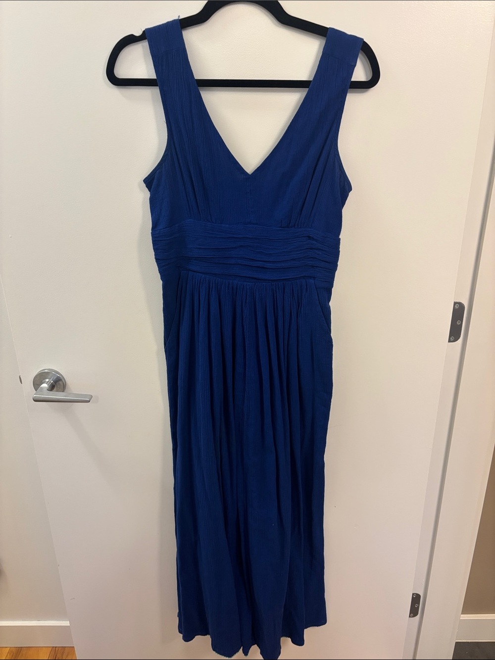 Elegant Sleeveless V-Neck Maxi Dress - Royal Blue
